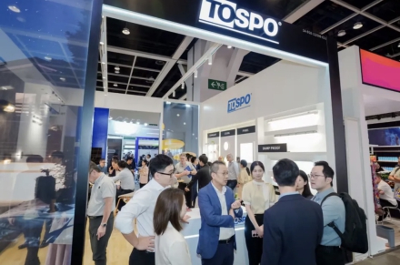 Tospo showcases smart, sustainable lighting at Hong Kong Lighting Fair