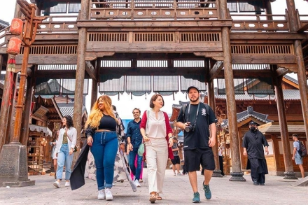 Short dramas, long reach: Hengdian World Studios co-hosts cross-cultural film exchange