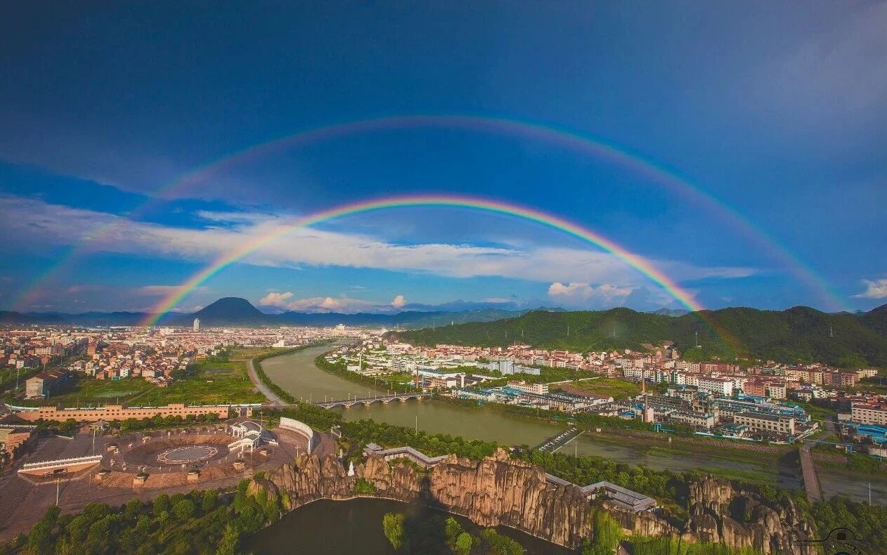 微信圖片_2025-11-08_170835_744.jpg (166 KB)