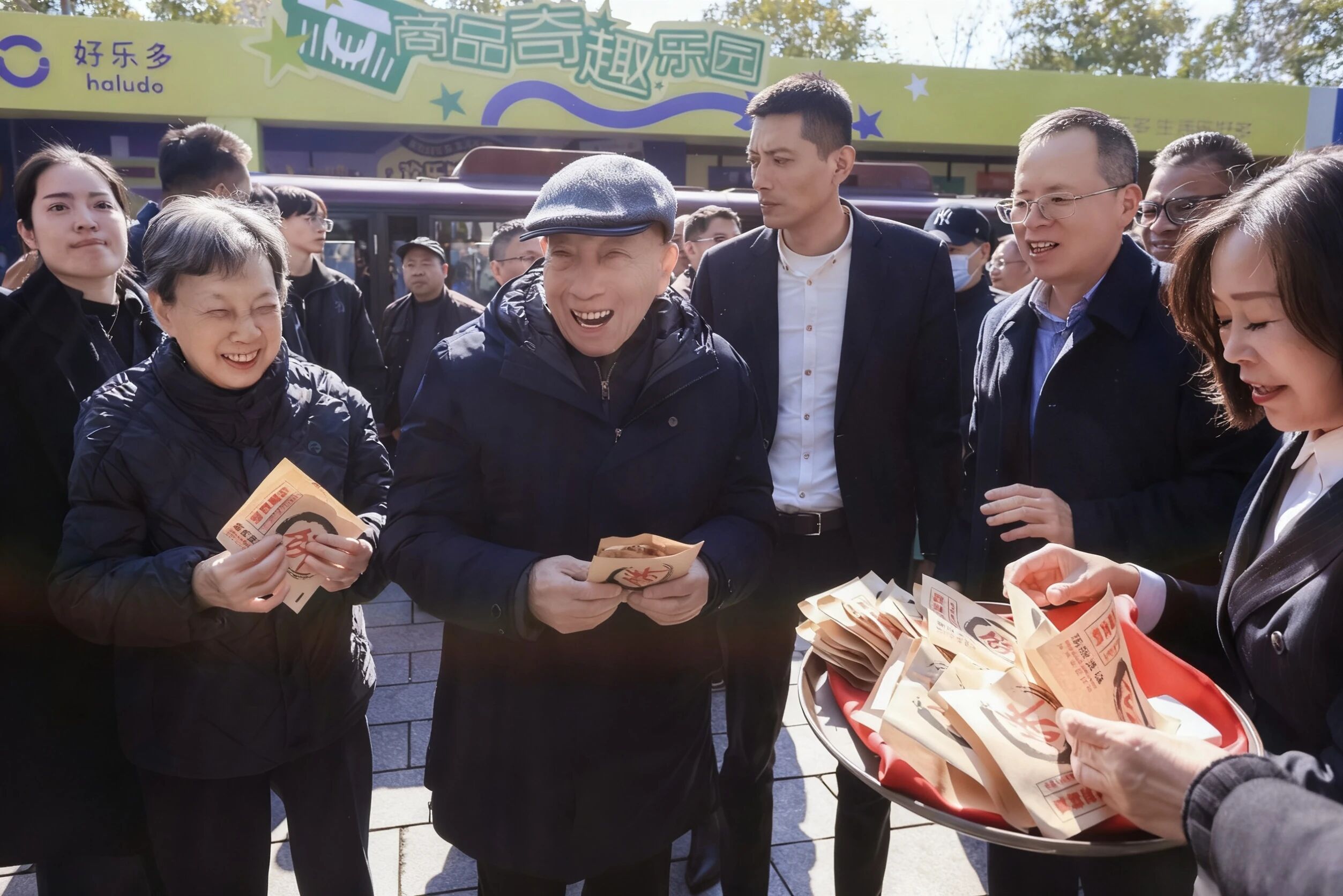 161837_058.jpg (403 KB)