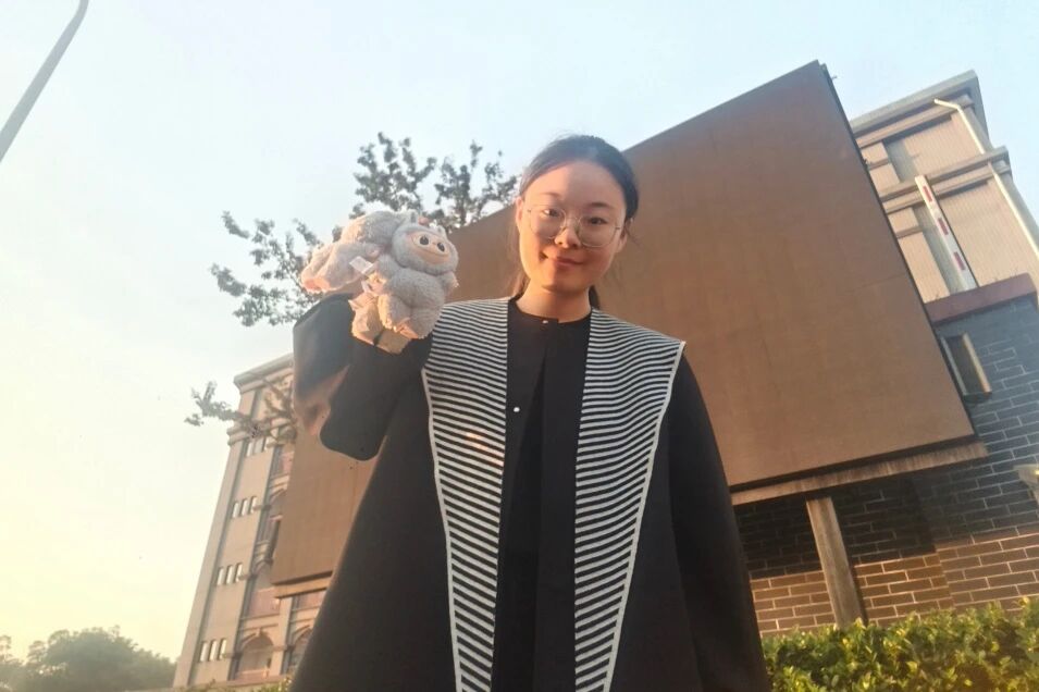 165733_083.jpg (66 KB)