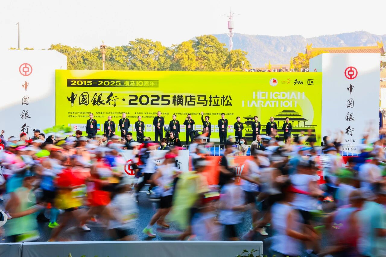 152755_902.jpg (171 KB)